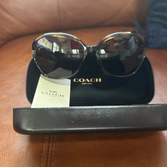 Coach dark tortoise rectangle sunglasses - Picture 2 of 2